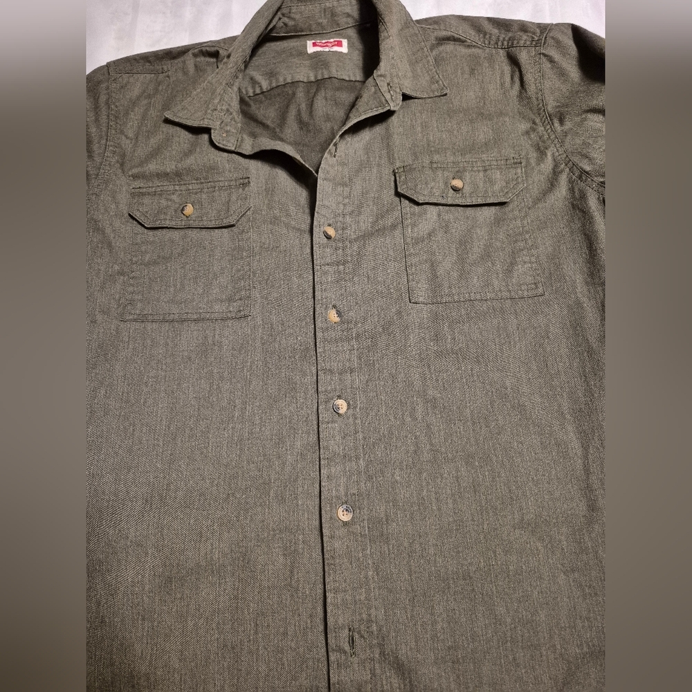 Wrangler Men's XL Western Casual Denim Button-Down Shirt